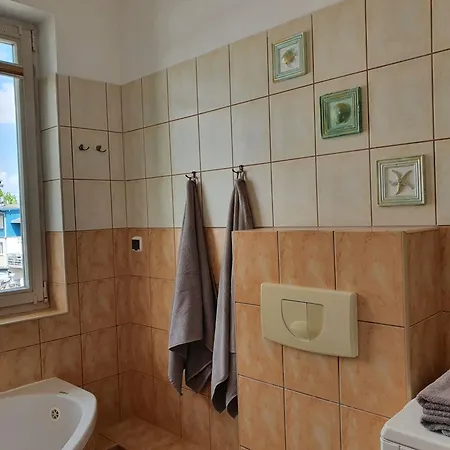 Blisko Plazy & Parking Apartman